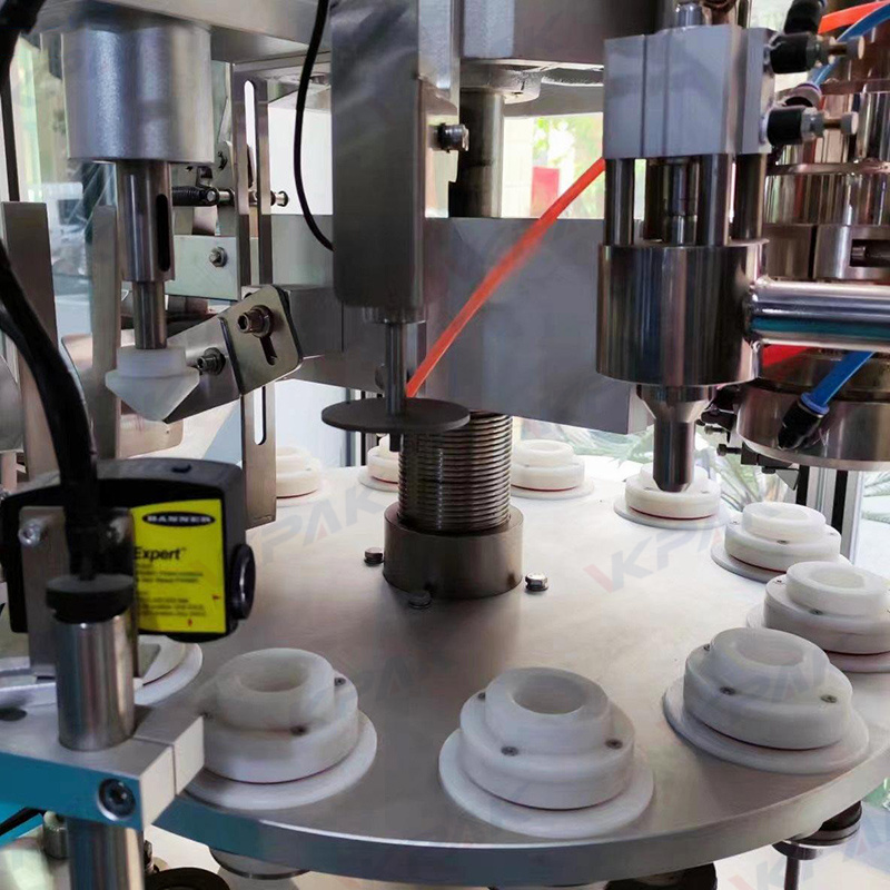 Machine de remplissage et de scellage automatique de tubes en plastique VK-TFS-009H